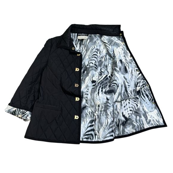 Salvatore Ferragamo Size 8 Black Logo Snap Quilted Zebra Print Lined Jacket - Picture 7 of 9